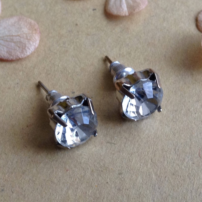 Bridal Wear Vintage Silver Tone Stud Clear Rhinestone Earrings Prom Style Versatile Earrings Faux Diamond Push Back Earrings