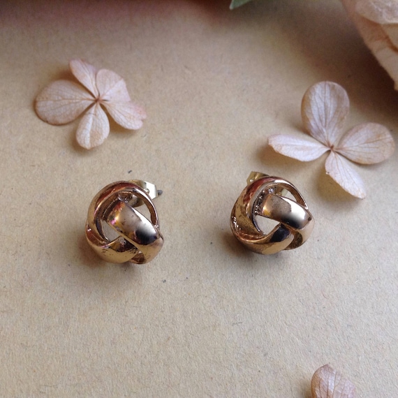Minimal Classy Elegant Hoop Earrings Gold Color Daily Wear Workwear Womens  Gifts | eBay