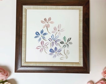 Cadre photo classique vintage carré marron et beige avec motif à pois dorés, cadre de table et de montage mural, cadre photo élégant