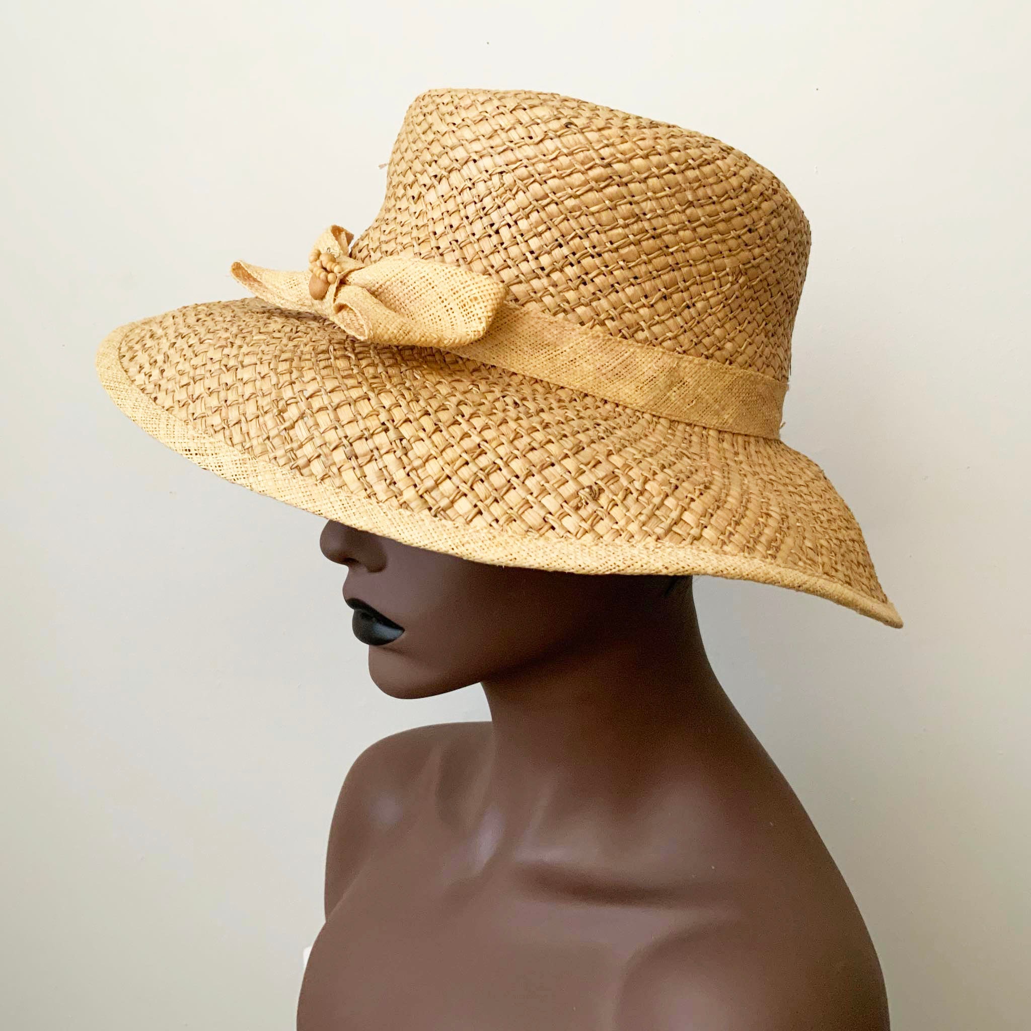 Liz Claiborne VNTG Chic Tan Straw Cap with Perfect brim For Sunny Days. Vintage Liz Claiborne Straw Sun Hat Italy - Etsy main image 4