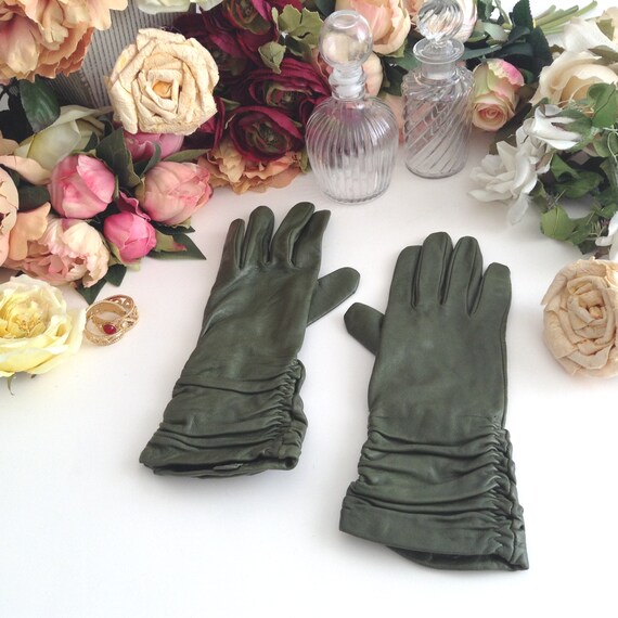 Vintage Alexandra Bartlett Green Leather Gloves w… - image 1