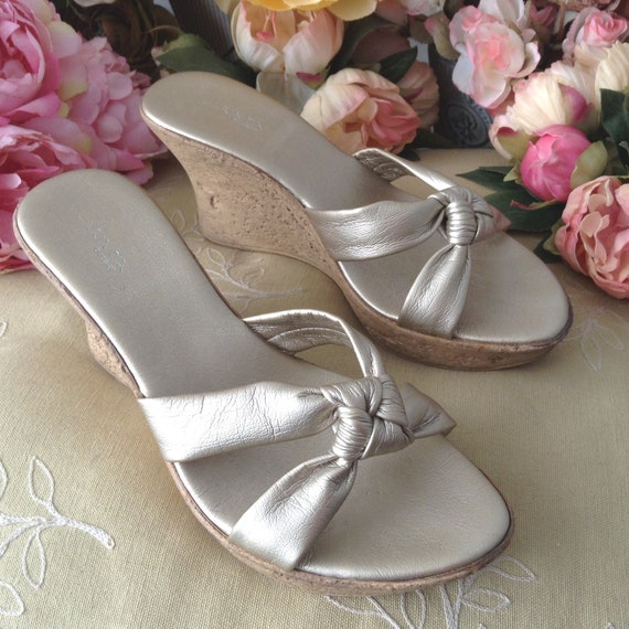 Vintage MARIA PIA Gold Leather Wedge Mules, Slip o
