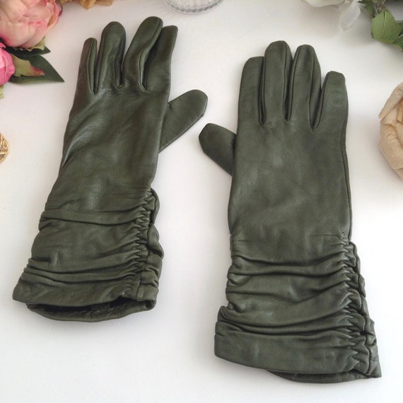 Vintage Alexandra Bartlett Green Leather Gloves w… - image 2