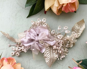 Peigne à fleurs et perles en soie lilas pâle vintage des années 1980, peigne à cheveux polyvalent, décoration de cheveux de mariage, peigne à cheveux élégant, idée cadeau