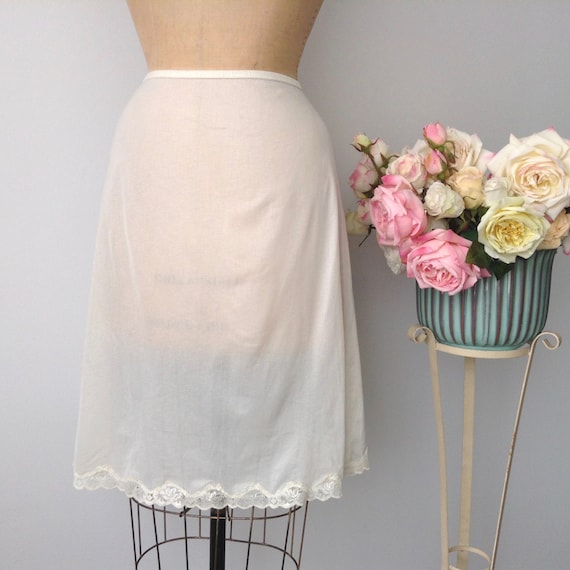 Vintage Beige Tergal Half Slip, Laced Half Slip, E