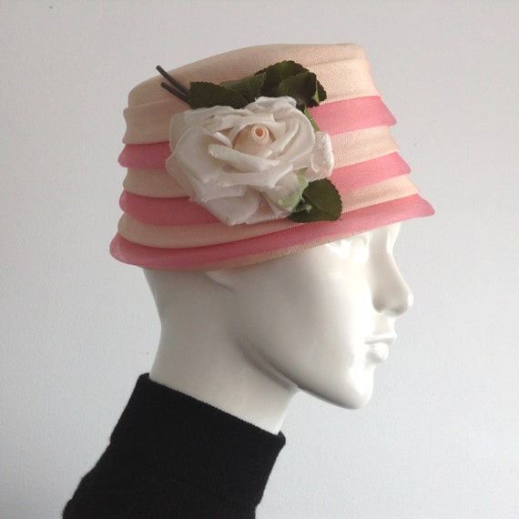 Vintage 1950s Peach and Pink Two Tone Floral Bask… - image 4