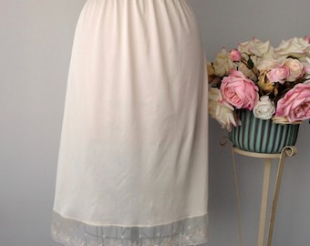 Vintage  SMART Pink Nylon Laced Half Sleep, 1960s Half Slip, Elegant Lingerie, Made in Canada