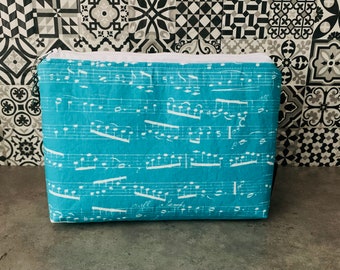 Case, pouch, kit, white music score patterns on turquoise background, floor keys, handmade in Quebec by milleetunsacs