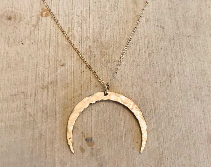 The Lex Moon Necklace
