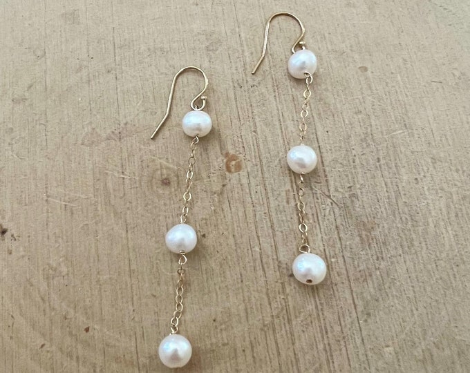 Freshwater Pearl Dangle Earrings