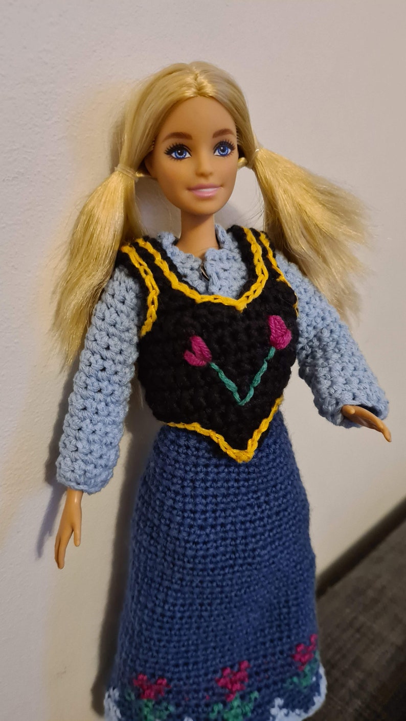 Frozen-Inspired Anna Barbie Outfit Crochet Pattern PDF image 3