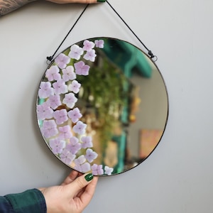 Pressed Hydrangea round mirror, Floral stained glass mirror, Circle decorative mirror, Framed herbarium wall hanging mirror