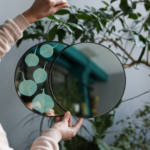 Gypsophila stained glass mirror with crescent moon frame, Floral wall hanging art with round decorative mirror and framed pressed plants Green leaves