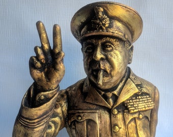 Britain Prime Minister WINSTON CHURCHILL bust statue H-17 cm
