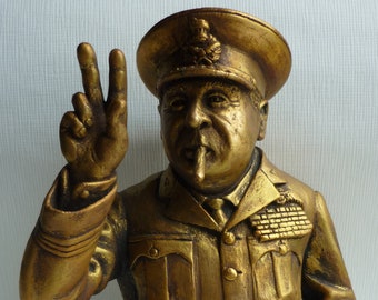 Britain Prime Minister WINSTON CHURCHILL bust statue
