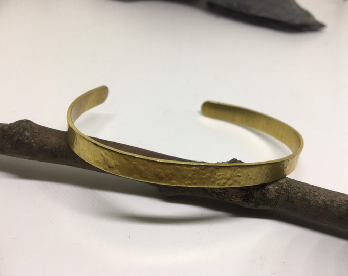 Hammered brass 5 mm wide adjustable bangle. Gift for her