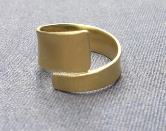Geometric handmade brass ring. Gift for her. Adjustable . Triangular shape