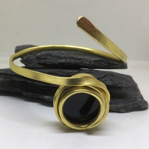 Handmade black onyx wrapped with brass bangle. Statement bangle. Gift for her. Birthday gift