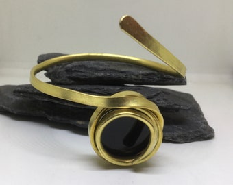 Handmade black onyx wrapped with brass bangle. Statement bangle. Gift for her. Birthday gift