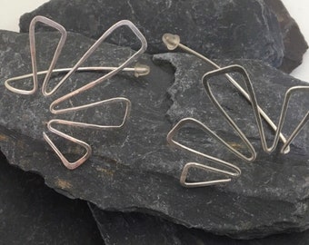 Handmade Hammered Sterling Silver Flower Earrings: Minimalist Style