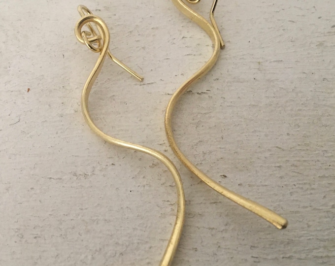Handmade curvy brass earrings