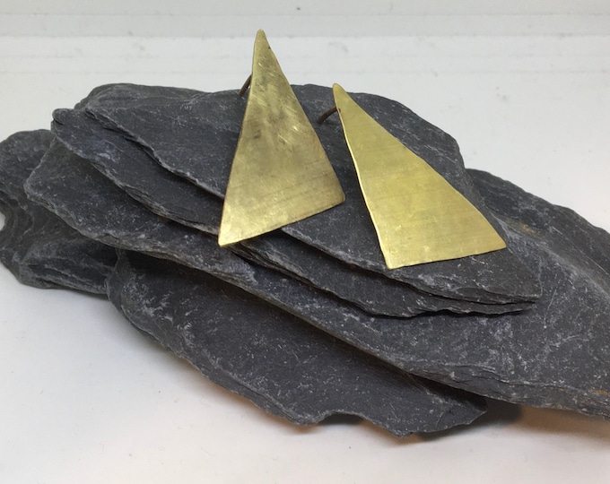 Geometric earrings. Triangular hammered brass stud handmade earrings. Gift for her
