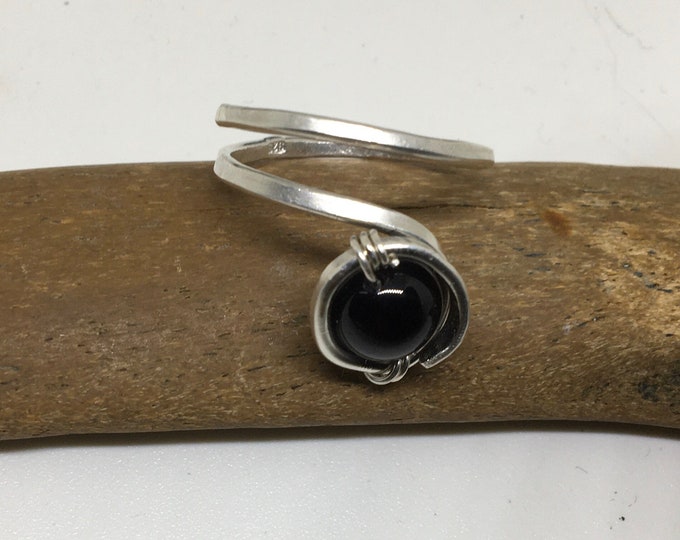 Onyx and sterling silver minimalist ring. Handmade . Gift for her. Adjustable ring