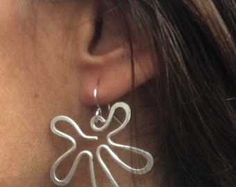 Handmade sterling silver flower medium earrings
