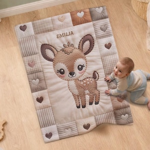 Manta de bebé personalizada con nombre, aspecto patchwork, ciervos y animales del bosque, decoración infantil neutra, regalo para nacimiento o bautizo, terciopelo