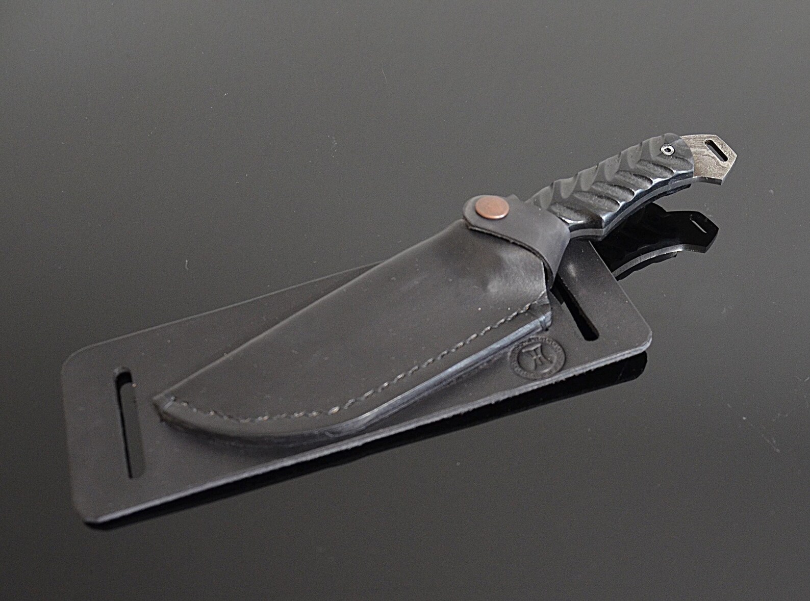 Horizontal Leather Knife Sheath Cross Draw Leather Belt Sheath Etsy