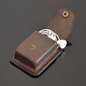 Cavo per auricolari in pelle stampata bagnata con custodia per auricolari, personalizzabile con incisione