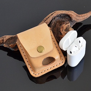 Natural Leather Personalized Engravbed Belt Clip Pouch Holder for all AirPods earbuds