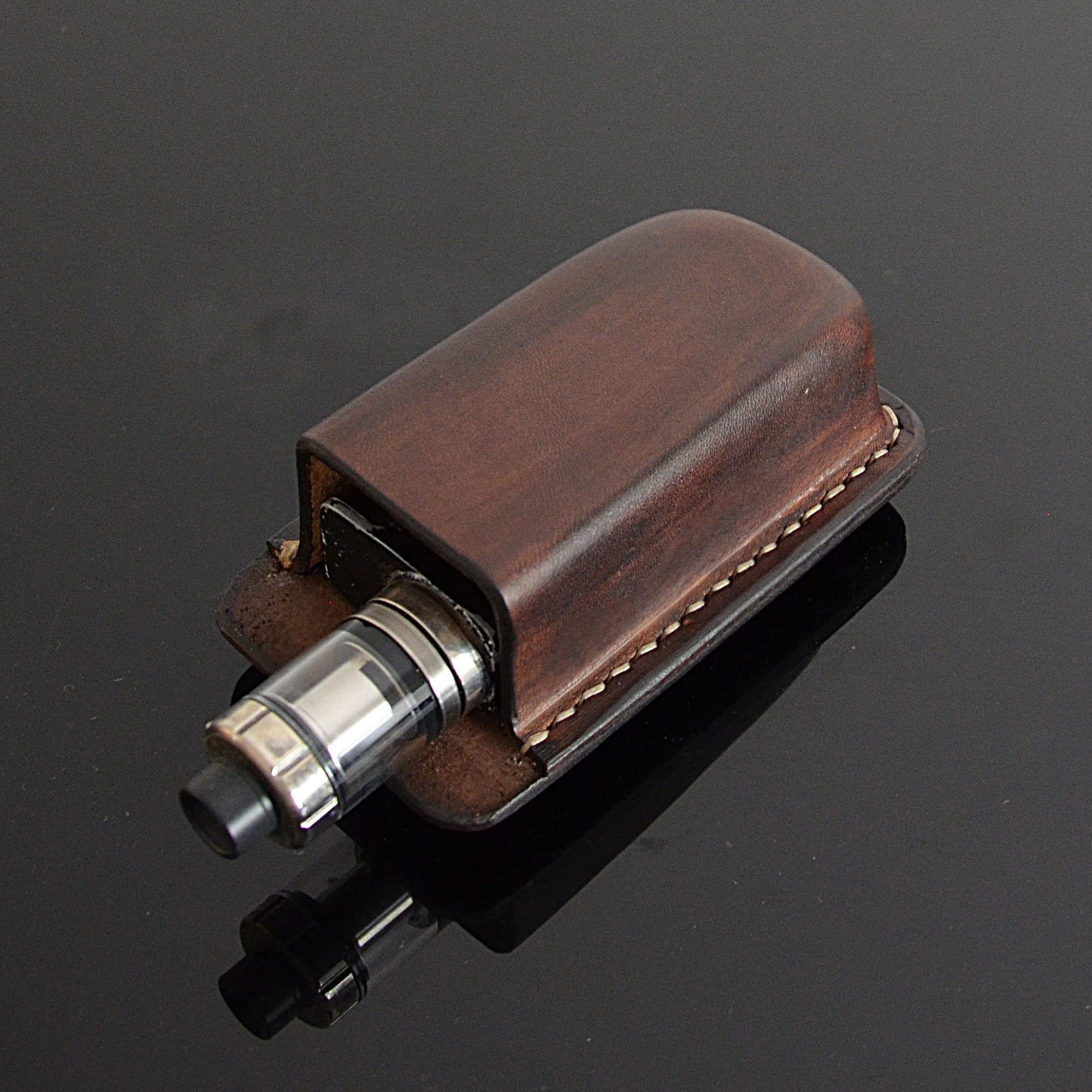 metal vape mod Amazon.com: USA Gear Vape Case for Pen, Rechargeable Battery, Juice,  Charger, Vape Mods, and more - Pen Holder with Wrist Strap, Protective  Exterior, Interior Elastic Strap, Case Only main image 0