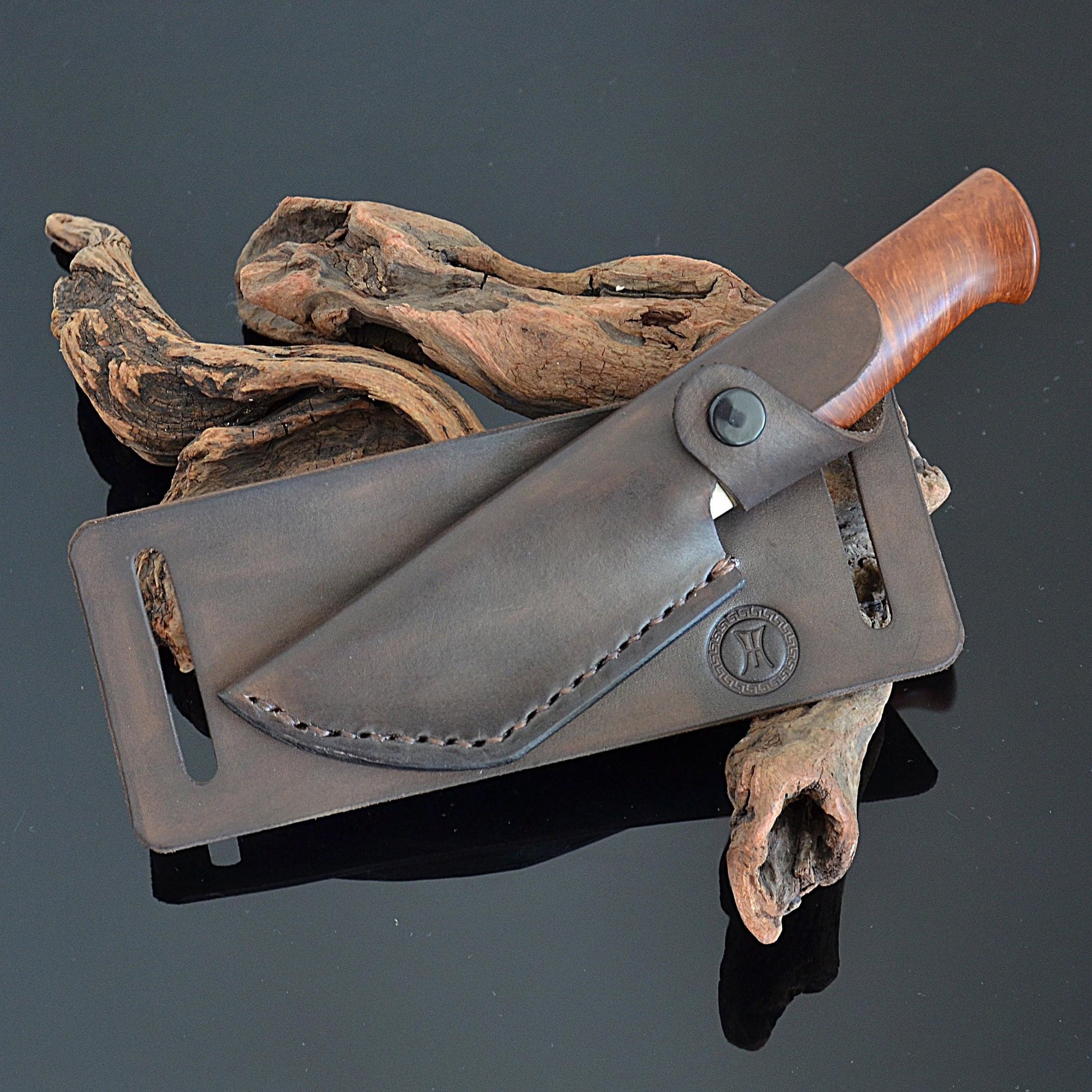 Chef knife sheath with a locking strap : r/Leathercraft