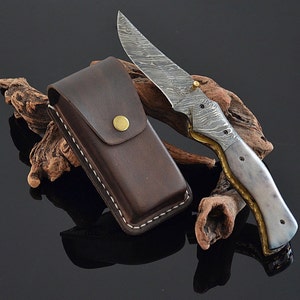 Etui à couteaux pliant en cuir personnalisé, étui à couteaux ceinture personnalisé cousu à la main