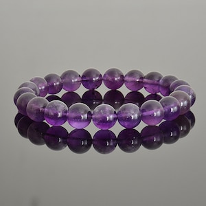 Echter lila Amethyst maßgeschneidertes 10 mm elegantes Perlenarmband