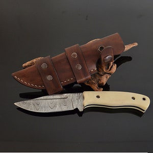Bushcraft Knife Sheath, Leather Knife Sheath, Horizontal carry sheath, –  gwleathercraft