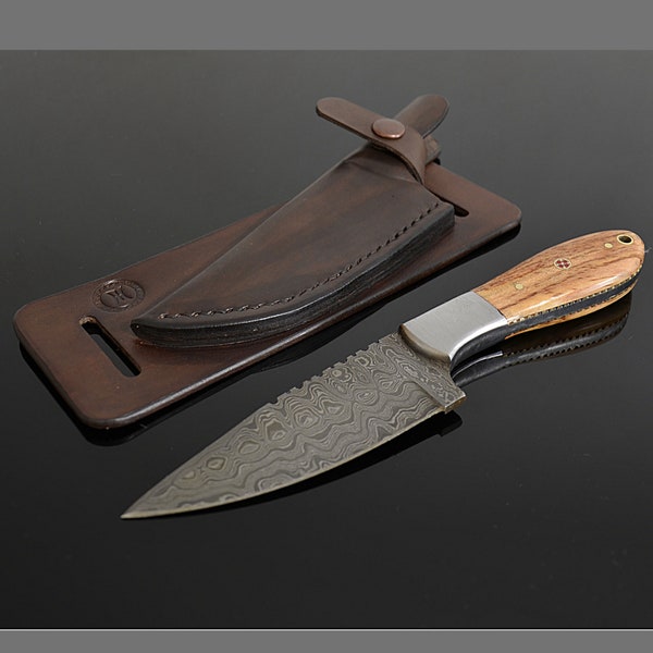 Fixed Blade Damascus Steel EDC Knife with Horizontal Leather Belt Knife Sheath