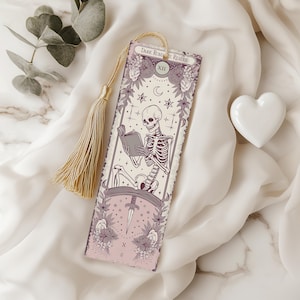 Dark Romance Reader Tarot Karte PNG PNG, Bookish Smut Smutty Spicy Dark Romance Romantasy Fantasy Gothic Skelett