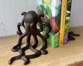 Cast Iron Octopus Decorative Pair of Bookends