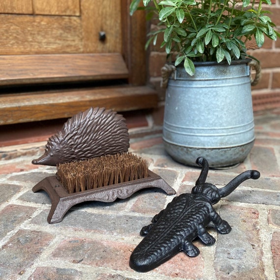 Cast Iron Brush & Scraper