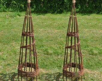 Set of 2 Spiral Willow Garden Obelisks (1.2m)