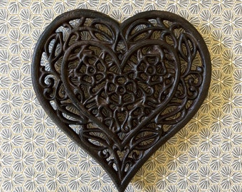 Cast Iron Heart Shaped Trivet