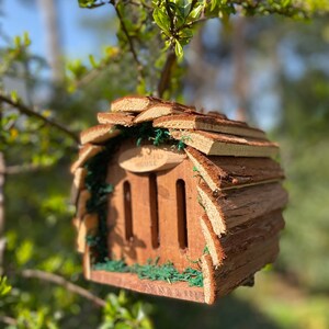 Wooden Hanging Butterfly and Insect & Bee House Gift Set image 4