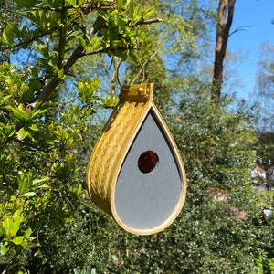 Hanging Teardrop Bird Nest Box