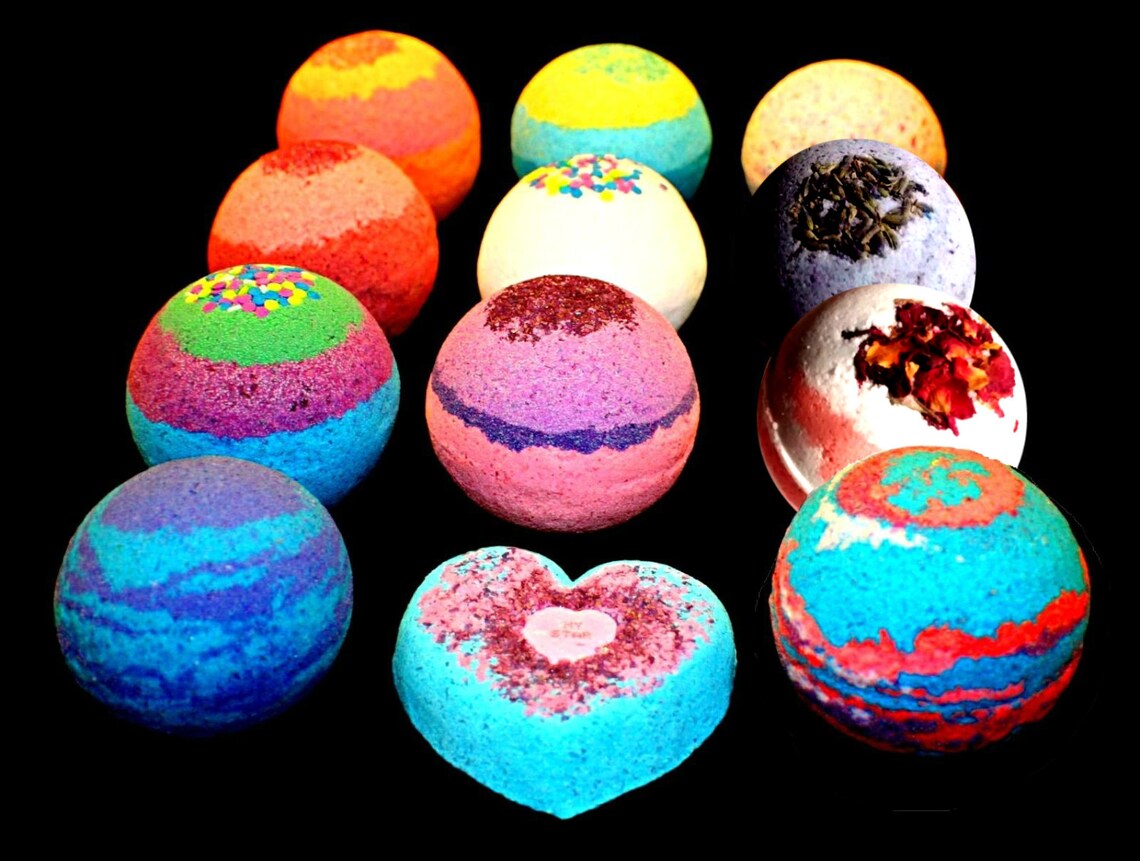18 Bath Bombs Pack You Chose Bath Bomb Fizzies Great gift | Etsy