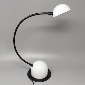 1970s Gorgeous White Table Lamp by Veneta Lumi. Made in Italy