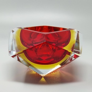 1960s Gorgeous Red and Yellow Ashtray or Catchall by Flavio Poli for Seguso. Made in Italy