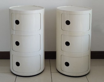 1970s Pair of vintage White Plastic Modular Cabinets by Anna Castelli Ferrieri for Kartell. Made in Italy