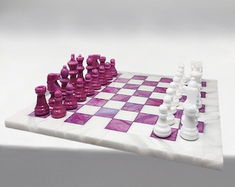 1970s Stunning Pink and White Chess Set in Volterra Alabaster Handmade Made in Italy